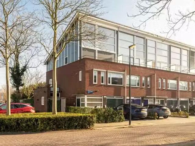 Huis te koop J. Calsstraat 7 in Amsterdam voor € 815.000