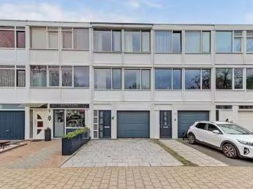 Huis te koop Joost van de Mortelstraat 4 in Tilburg voor € 365.