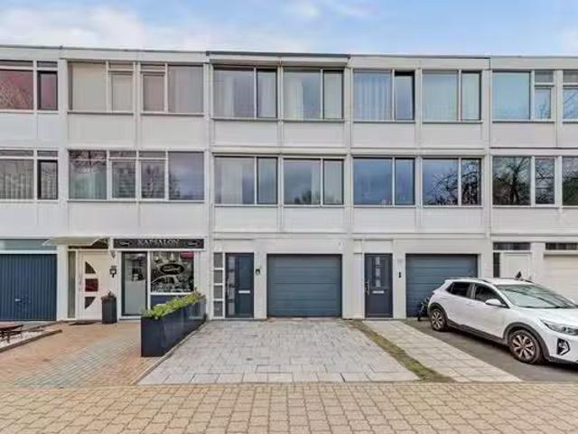 Huis te koop Joost van de Mortelstraat 4 in Tilburg voor € 365.