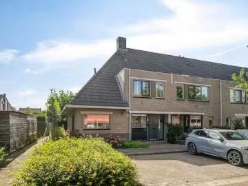 Huis te koop Oleanderstraat in Almere voor € 475.000