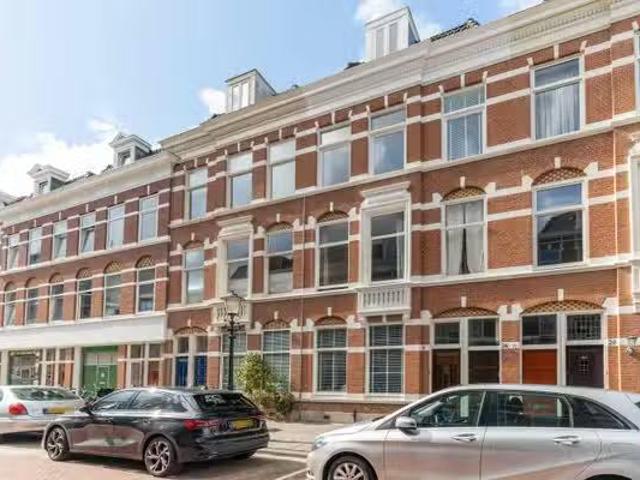 Huis te koop Olgaland 11 in Den Haag voor € 695.000