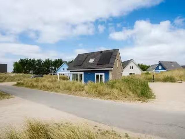 Huis te koop Oude Nieuwlandseweg 11 9 in Ouddorp voor € 425.000