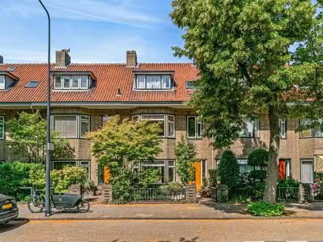 Huis te koop Oude Rijn 52 in Leiden voor € 849.000