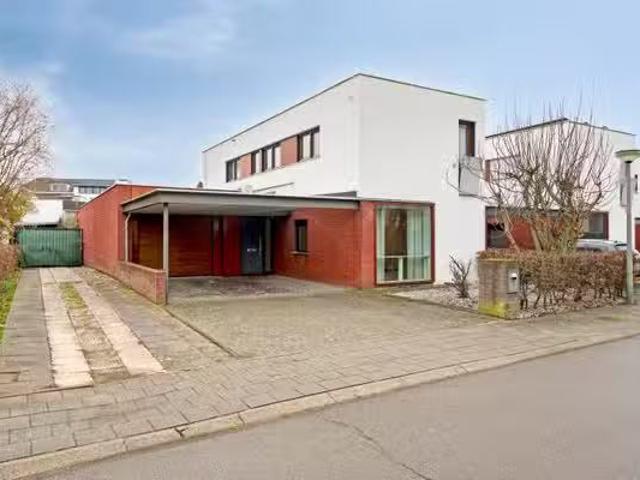 Huis te koop Latourlaan in Maastricht voor € 775.000