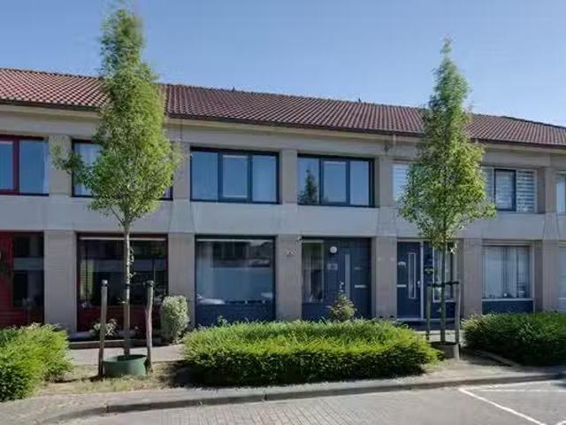 Huis te koop Laura Bassihof 76 in Almere voor € 475.000