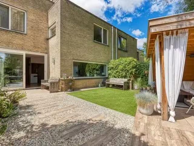 Huis te koop Lammenschansweg 83 in Leiden voor € 799.000