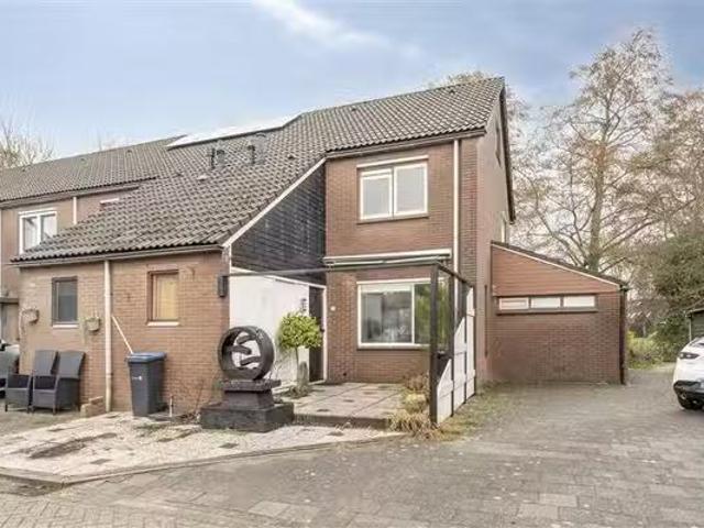 Huis te koop Leverkruid 18 in Purmerend voor € 425.000