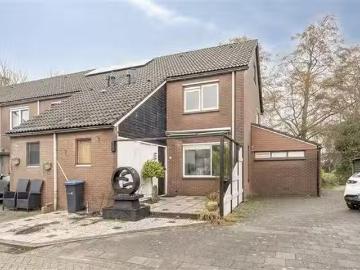 Huis te koop Leverkruid 18 in Purmerend voor € 425.000