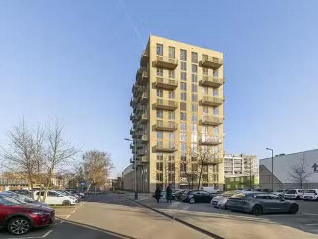 Huis te koop Leeuweriklaan 38 in Rotterdam voor € 425.000