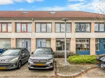 Huis te koop Leo Gestelstraat in Almere voor € 450.000