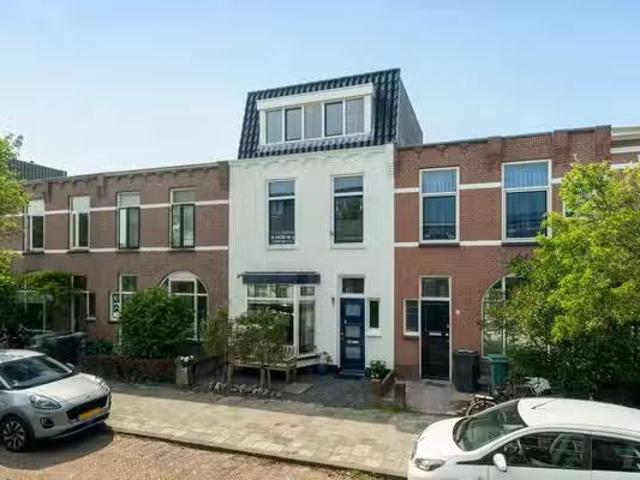 Huis te koop Lijnbaanstraat 33 in Haarlem voor € 775.000