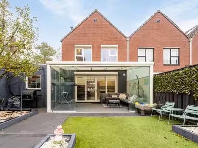Huis te koop Moggendries 27 in Eindhoven voor € 499.500