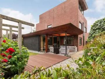 Huis te koop Mohammed Roemhof 3065 RJ in Rotterdam voor € 1.30.