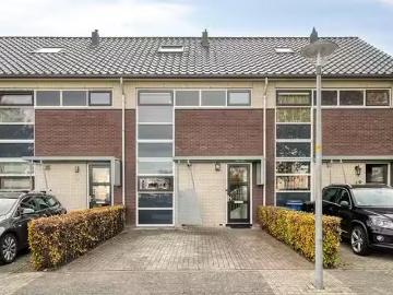 Huis te koop Mauritiusstraat in Almere voor € 485.000