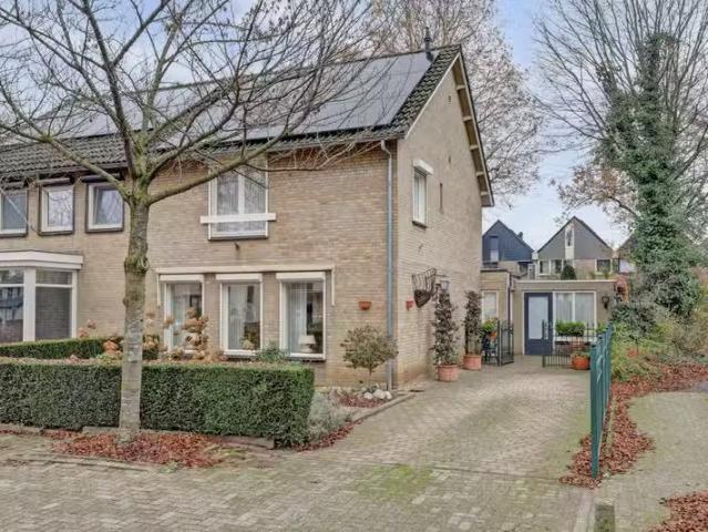 Huis te koop Mauriacstraat 11 in Venlo voor € 439.000