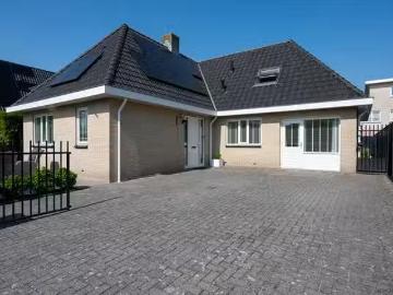 Huis te koop Maandenweg in Almere voor € 900.000