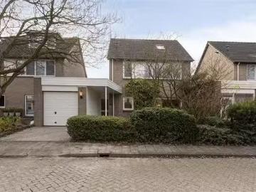 Huis te koop Maansteen 4 in Eindhoven voor € 775.000