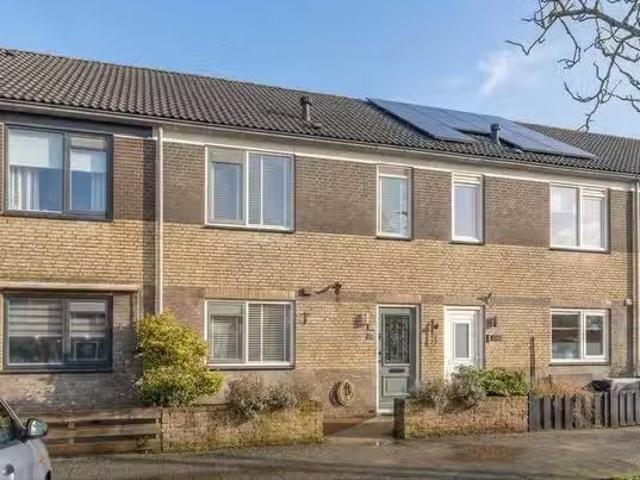 Huis te koop Mahatma Gandhistraat 15 in Purmerend voor € 475.000