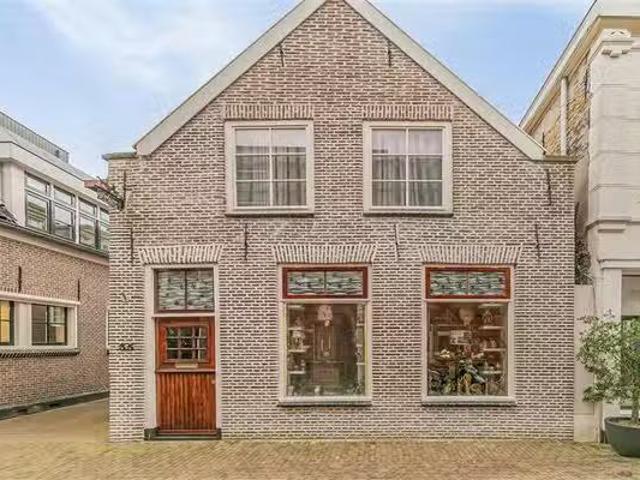 Huis te koop Mahatma Gandhistraat 64 in Purmerend voor € 480.000