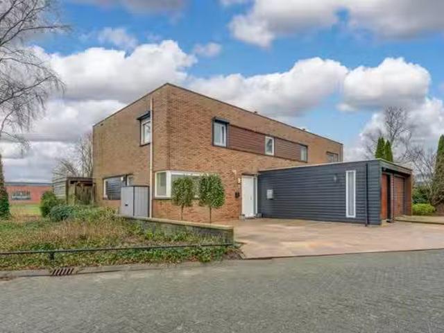 Huis te koop Makkesstraat 10 in Purmerend voor € 695.000