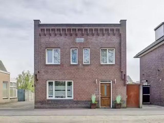 Huis te koop Manderveenstraat 60 in Tilburg voor € 595.000