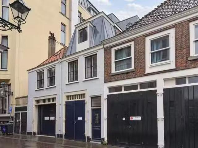 Huis te koop Marsstraat 42 in Den Haag voor € 715.000