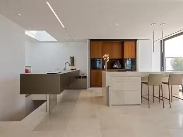 Huis te koop Mecklenburglaan in Rotterdam voor € 3.000.000