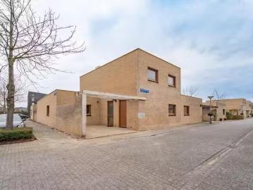 Huis te koop Medaillonstraat in Almere voor € 625.000