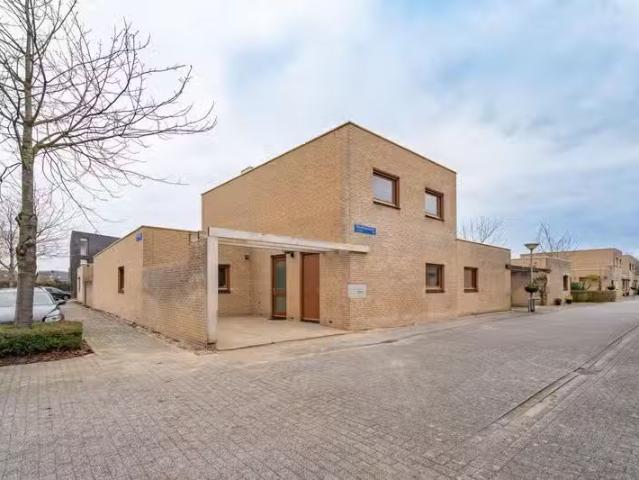 Huis te koop Medaillonstraat in Almere voor € 625.000