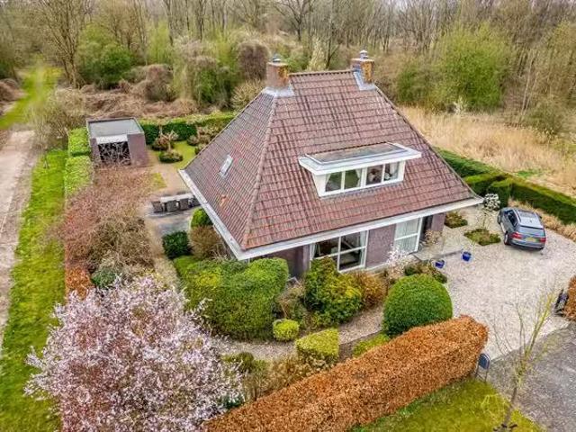 Huis te koop Meerkoetlaan 3 in Almere voor € 1.190.000
