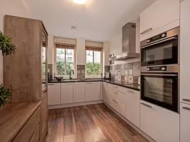 Huis te koop Menkemastraat 55 in Den Haag voor € 560.000