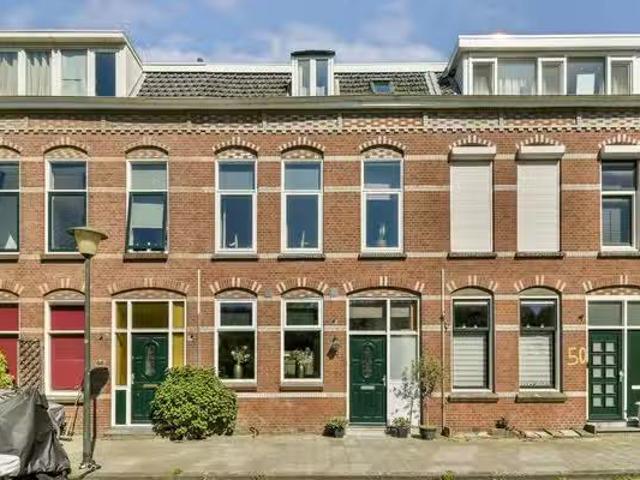 Huis te koop Merellaan 65 in Vlaardingen voor € 409.000