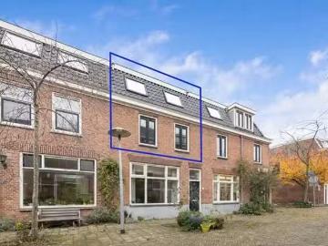 Huis te koop Mgr. Hoogveldplein in Utrecht voor € 475.000