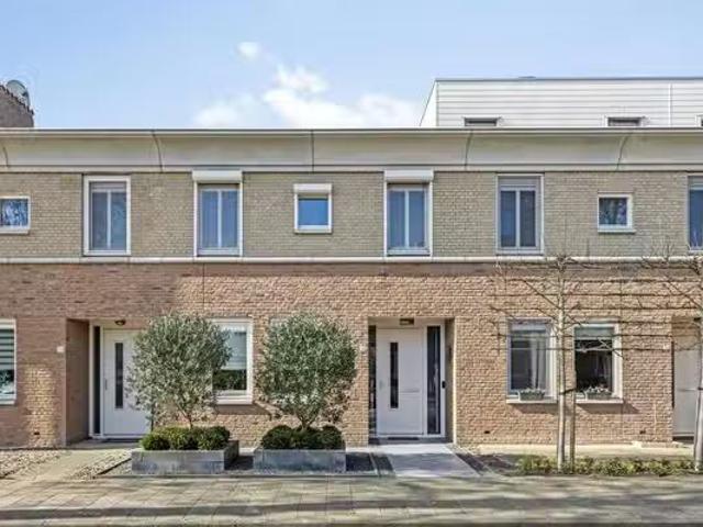 Huis te koop Milaanstraat 17 in Eindhoven voor € 450.000