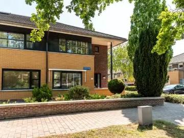 Huis te koop Novemberstraat in Almere voor € 575.000