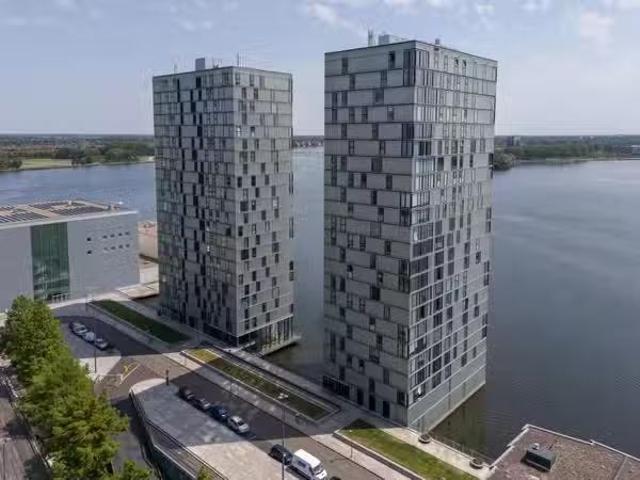 Huis te koop Nat King Colestraat 9 in Almere voor € 485.000