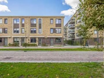 Huis te koop Sneeuwbalstraat 79 in Vlaardingen voor € 645.000