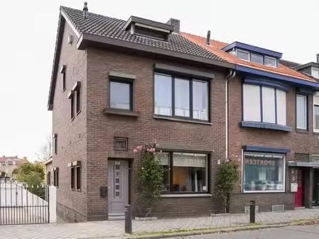 Huis te koop Salernolaan in Maastricht voor € 450.000
