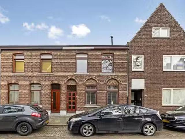 Huis te koop Schepen de Wicstraat 5 in Maastricht voor € 445.000