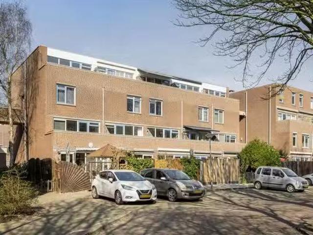 Huis te koop Schepenstraat 4 in Vlaardingen voor € 295.000