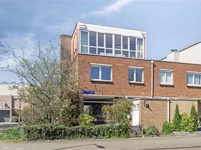Huis te koop Schillingdijk 4 in Amsterdam voor € 800.000