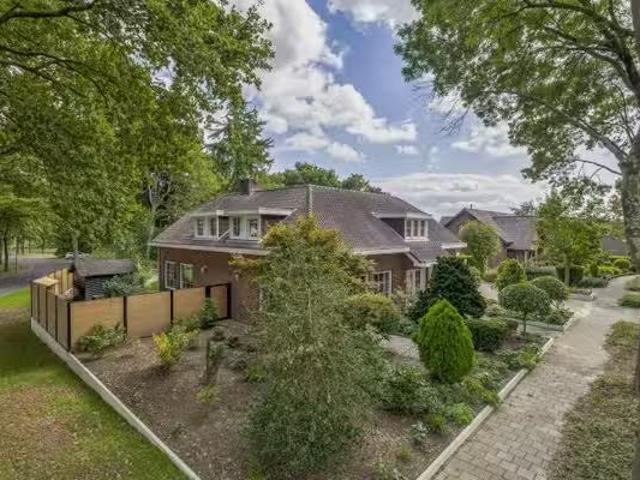 Huis te koop Sint Urbanusweg 175 in Venlo voor € 915.000
