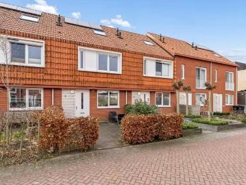 Huis te koop Sprenglaar in Almere voor € 485.000