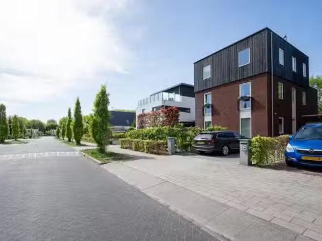 Huis te koop Stellingsteek 5 in Almere voor € 900.000