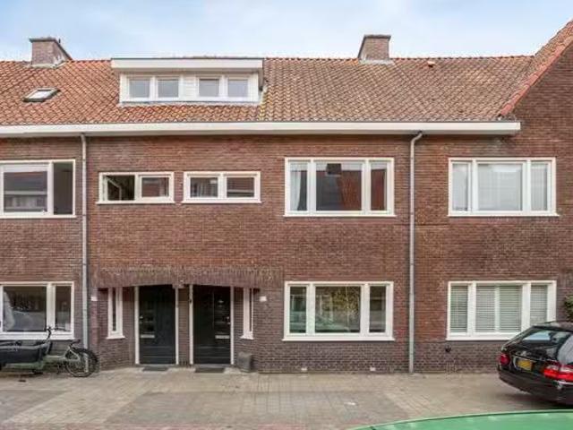 Huis te koop Steve Bikostraat 2 in Eindhoven voor € 695.000