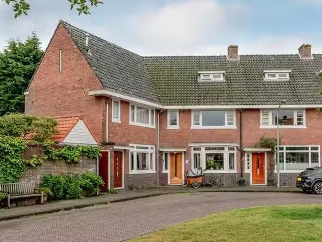 Huis te koop Pontianakstraat 26 in Haarlem voor € 595.000