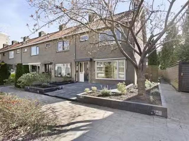 Huis te koop Portelstraat 3 in Purmerend voor € 425.000