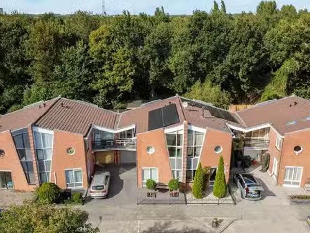 Huis te koop Peppengouw in Almere voor € 535.000