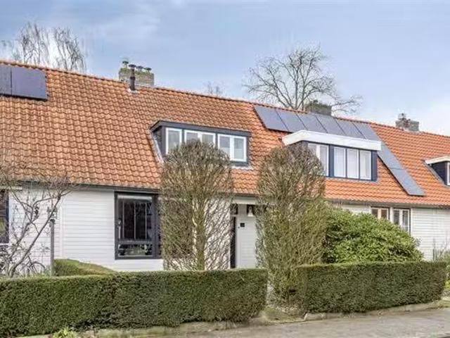 Huis te koop President Reitzlaan 24 in Eindhoven voor € 485.000