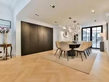 Huis te koop Prins Hendrikkade in Amsterdam voor € 2.450.000